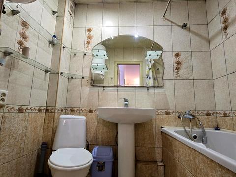 квартира за адресою Космонавтів вул., 126/1