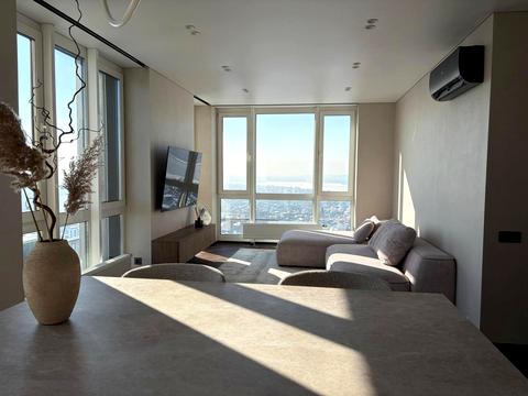 квартира за адресою Зарічна вул., 4