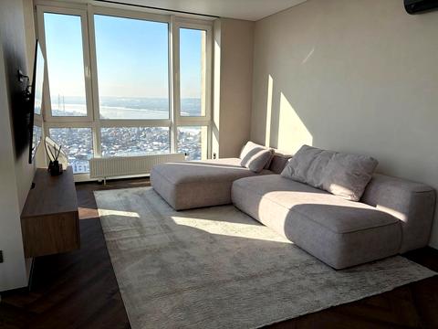 квартира за адресою Зарічна вул., 4