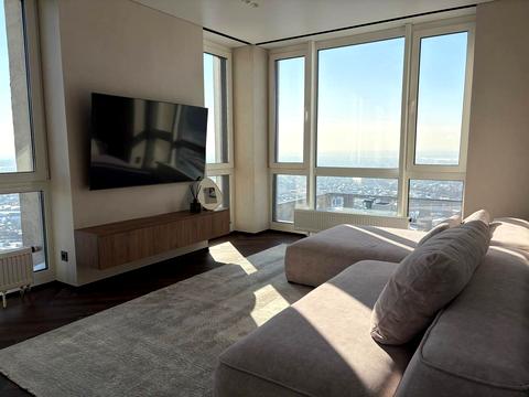 квартира за адресою Зарічна вул., 4