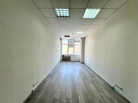 комерційна за адресою Генерала Алмазова вул. (Кутузова), 18/7