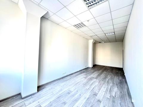комерційна за адресою Генерала Алмазова вул. (Кутузова), 18/7