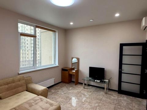 квартира за адресою Перлинна вул., 1а