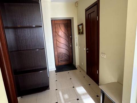 квартира за адресою Салютна вул., 1-Б