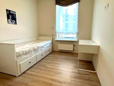 квартира за адресою Салютна вул., 2к1