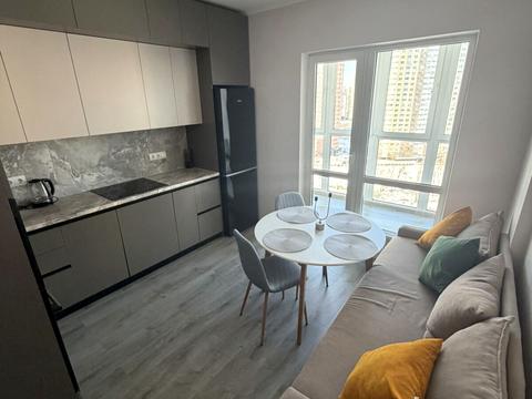 квартира за адресою Ревуцького вул., 54-Б