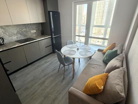 квартира за адресою Ревуцького вул., 54-Б