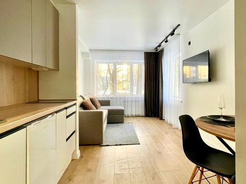 квартира за адресою Братиславська вул., 18-Б