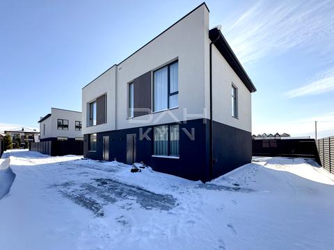 будинок за адресою Райдужна вул., 37
