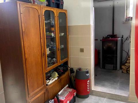 будинок за адресою Білозіра