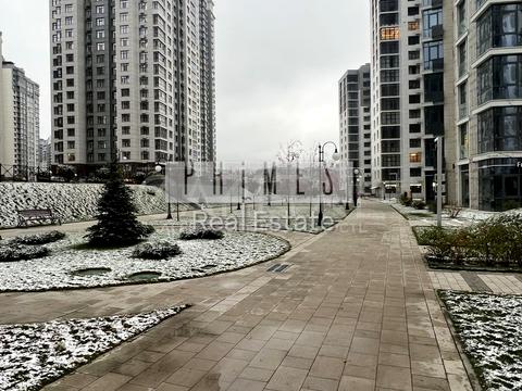 коммерческая по адресу Андрея Верхогляда ул. (Михайла Драгомирова), 19-А