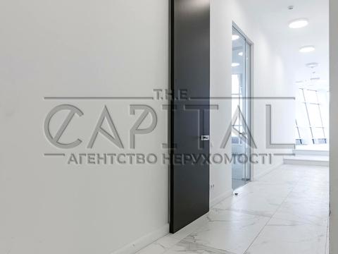 комерційна за адресою Євгена Коновальця вул. (Щорса), 23