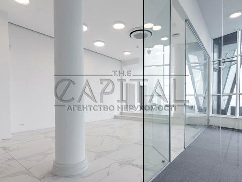 комерційна за адресою Євгена Коновальця вул. (Щорса), 23