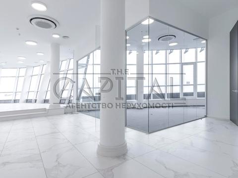 комерційна за адресою Євгена Коновальця вул. (Щорса), 23