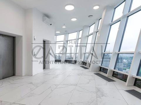 комерційна за адресою Євгена Коновальця вул. (Щорса), 23