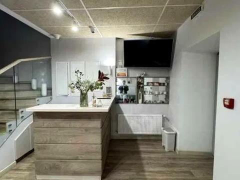 комерційна за адресою Одеса, Євгена Чикаленка вул., 52