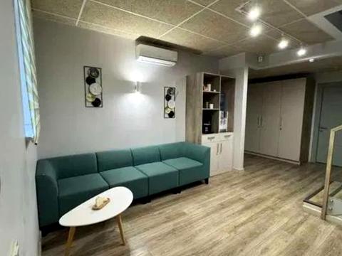 комерційна за адресою Одеса, Євгена Чикаленка вул., 52