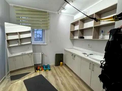 комерційна за адресою Одеса, Євгена Чикаленка вул., 52