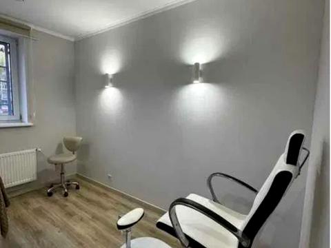 комерційна за адресою Одеса, Євгена Чикаленка вул., 52