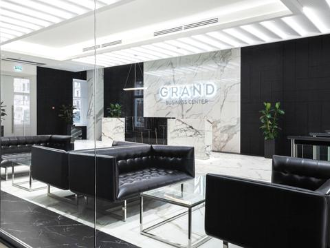 комерційна за адресою Велика Васильківська вул. (Червоноармійська), 2