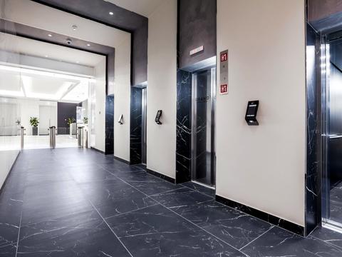 комерційна за адресою Велика Васильківська вул. (Червоноармійська), 2