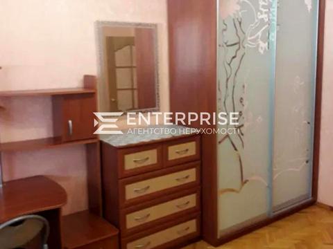 квартира по адресу Ревуцкого ул., 4