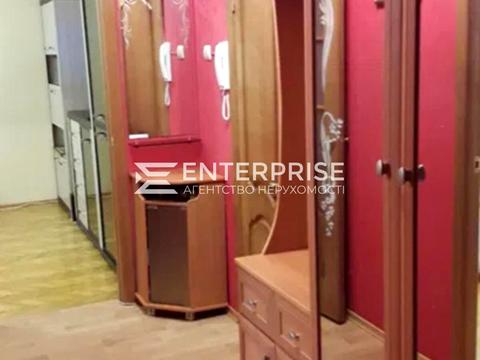 квартира по адресу Ревуцкого ул., 4