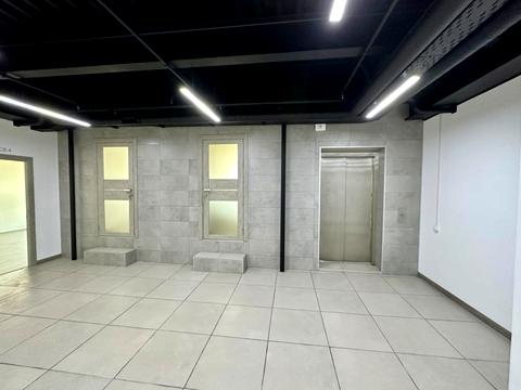 комерційна за адресою Вадима Гетьмана вул., 6