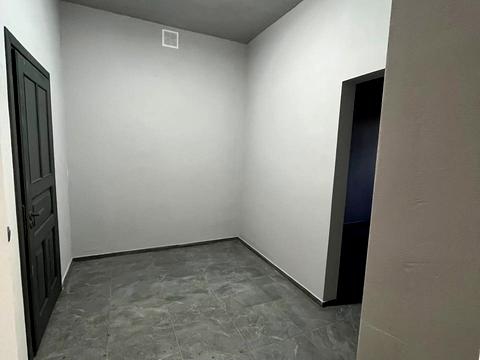 комерційна за адресою Шевченка вул., 5