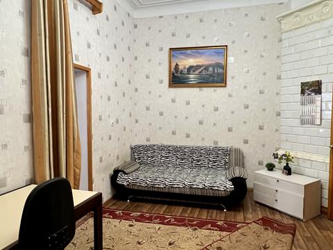 квартира за адресою Зоопаркова вул., 8в