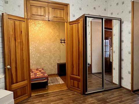 квартира за адресою Зоопаркова вул., 8в