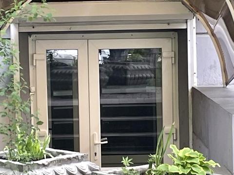 комерційна за адресою Микільсько-Ботанічна вул., 14