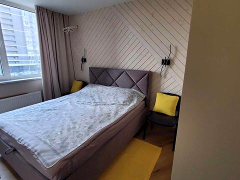 квартира за адресою Ревуцького вул., 40-Б