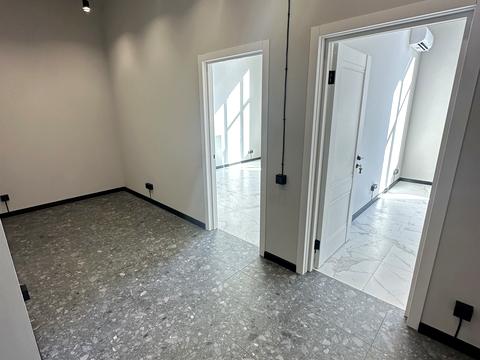 комерційна за адресою Родини Крістерів вул., 16