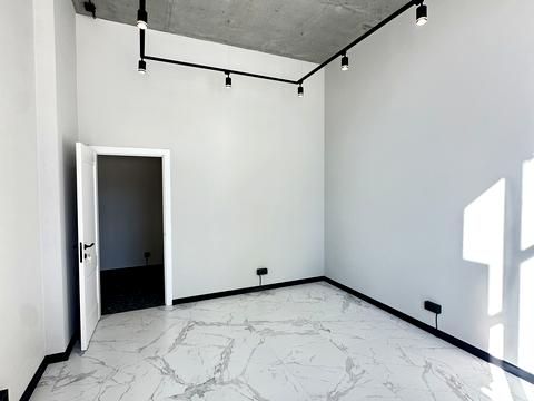 комерційна за адресою Родини Крістерів вул., 16