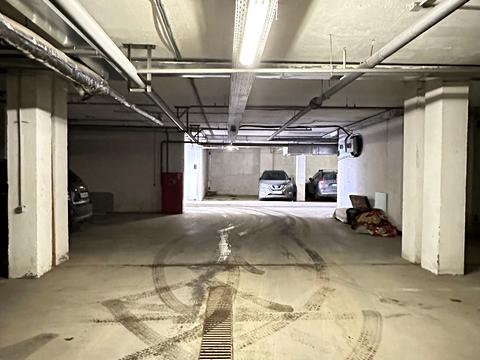 паркоместо по адресу Под Голоском ул., 17в