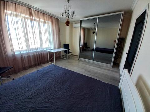 квартира за адресою Академіка Булаховського вул., 5-В