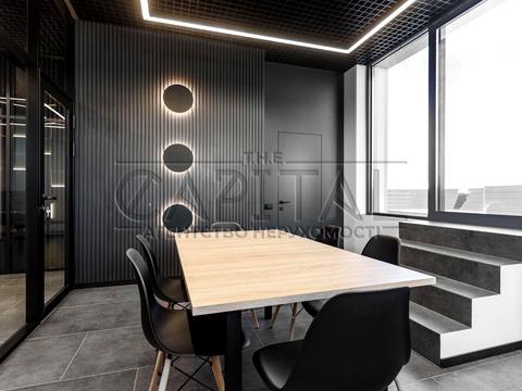 комерційна за адресою Андрія Верхогляда вул. (Михайла Драгомирова), 17