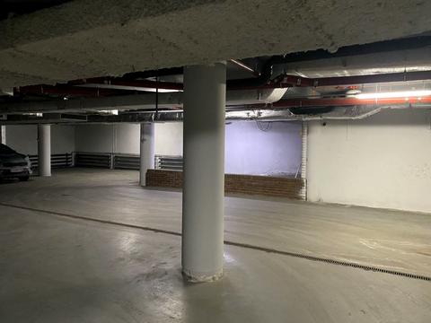 комерційна за адресою Старонаводницька вул., 19