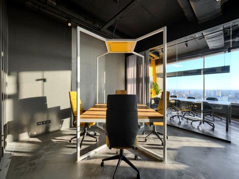 комерційна за адресою Київ, Мечникова вул. (Кловський), 7-А