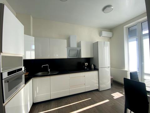 квартира по адресу Владимира Моссаковского ул. (Клари Цеткін), 7