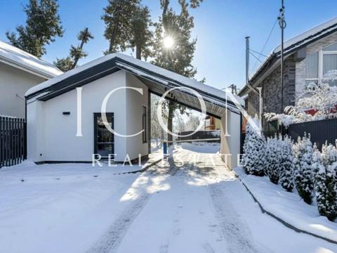 будинок за адресою Грушевського вул.