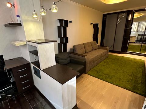 квартира по адресу Ревуцкого ул., 4