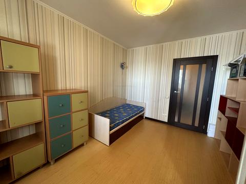 квартира по адресу Ревуцкого ул., 4