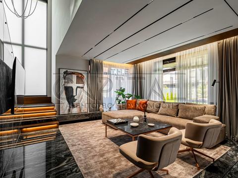 дом по адресу Осіння