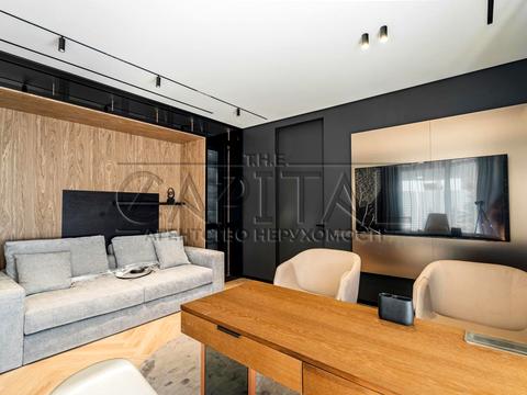 дом по адресу Осіння