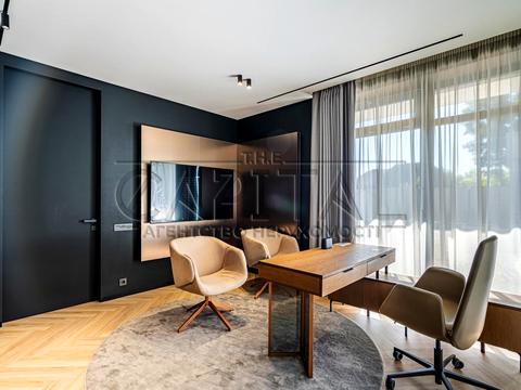 дом по адресу Осіння