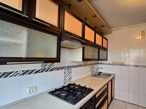 квартира за адресою Космонавтів вул., 126/1