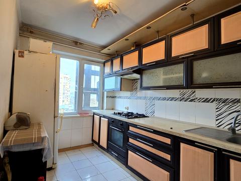 квартира за адресою Космонавтів вул., 126/1