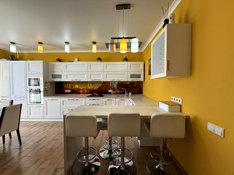 квартира за адресою Замковецька вул., 102-А